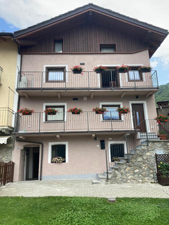 Willa Senin House Aosta Zewnętrze zdjęcie